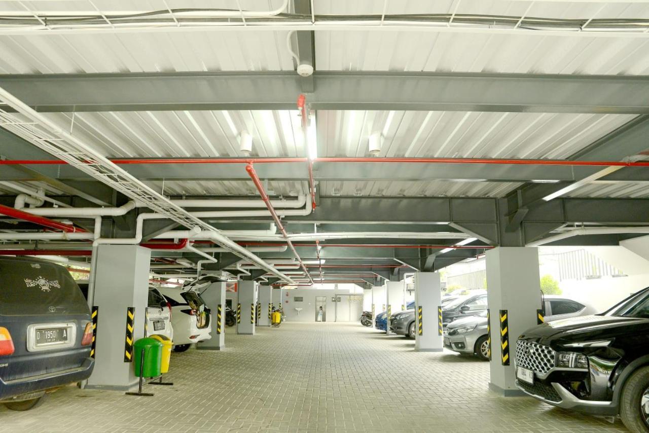 Front One Hotel Pasir Koja Bandung Kültér fotó