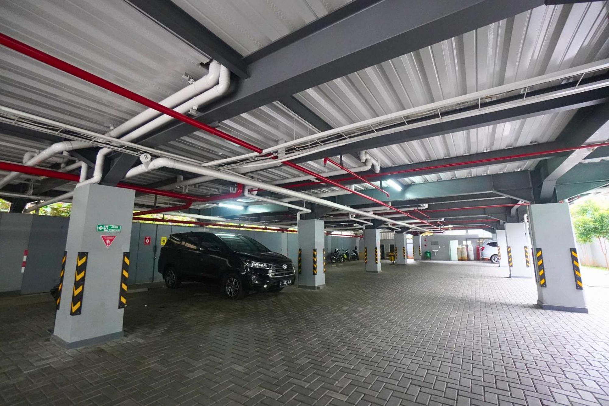 Front One Hotel Pasir Koja Bandung Kültér fotó
